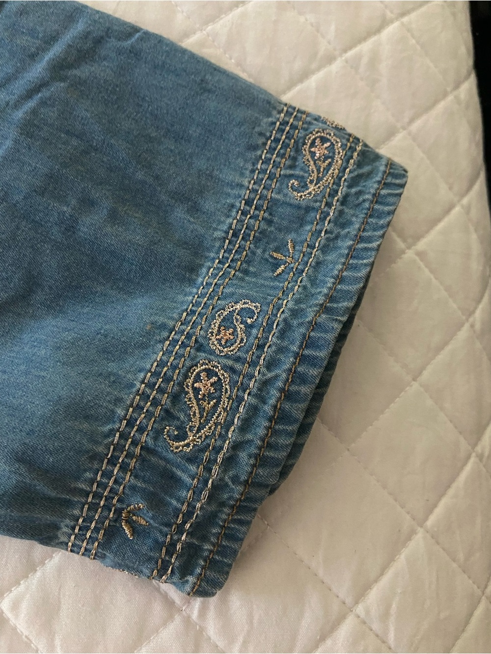 Vintage Sonoma Chambray Blue Embroidered Peasant Blouse Size Large - Picture 8 of 14